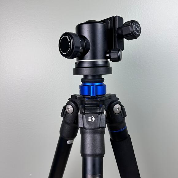 Benro Mach 3 Mach3 Aluminum Photography Tripod with B1 Ball Head & Case TMA18A - Picture 6 of 7